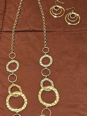 Gold & Silver Hammered Circle Necklace & Earrings Set - Classic Women Jewelry